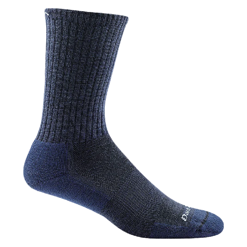 1657 Men's The Standard Crew Lightweight Lifestyle Sock with Cushion Confident Men's High