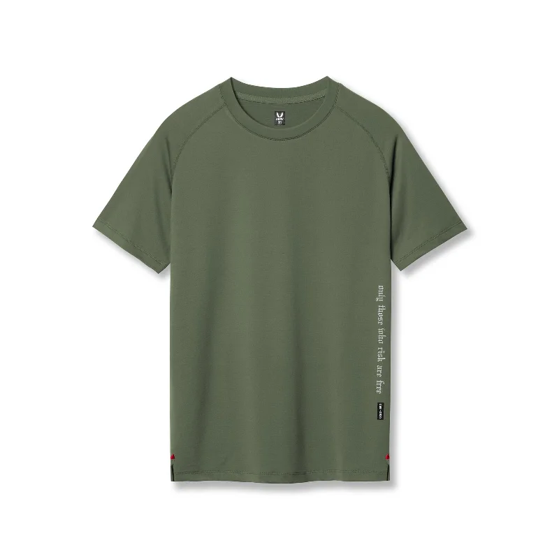 0839. 3D-Lite® 2.0 Lycra® Fitted Tee - Olive "OTWR"