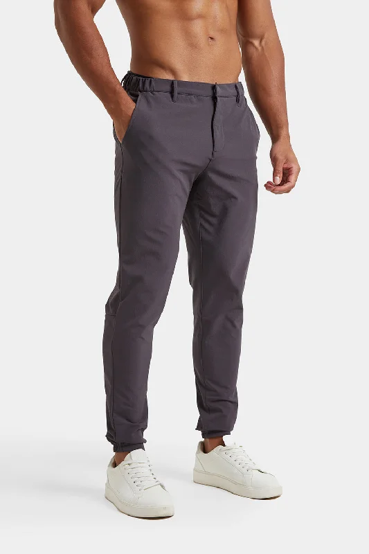 Everyday Tech Pants in Graphite